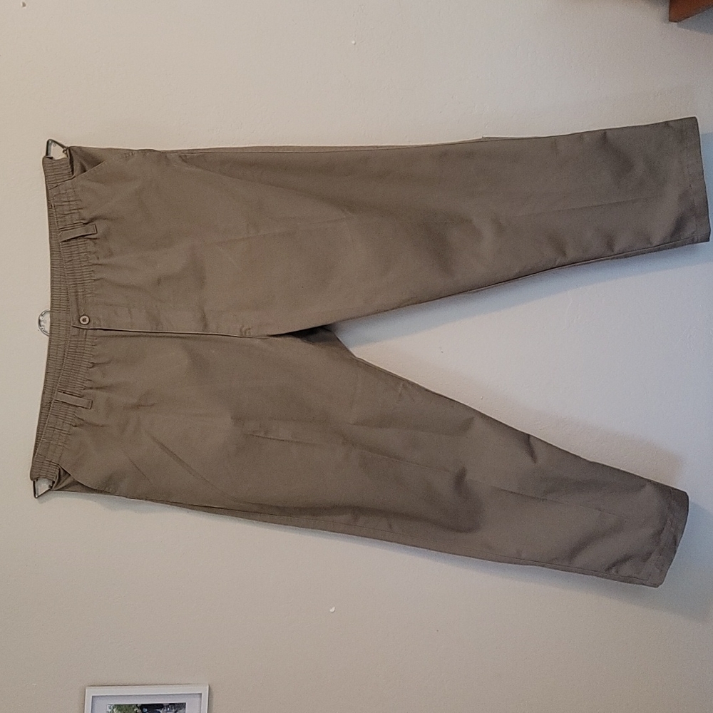 Khakis elastic waste pants.